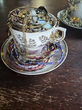 Multicolor Beaded Necklace Set with Gold Accents - Women Jewelry Mystery Jar/cup